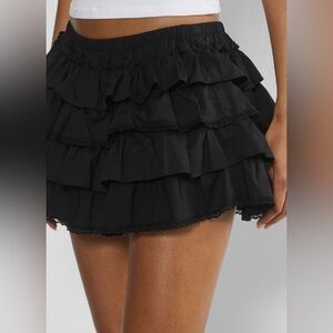 ARITZIA THEO POPLIN MINI SKORT
